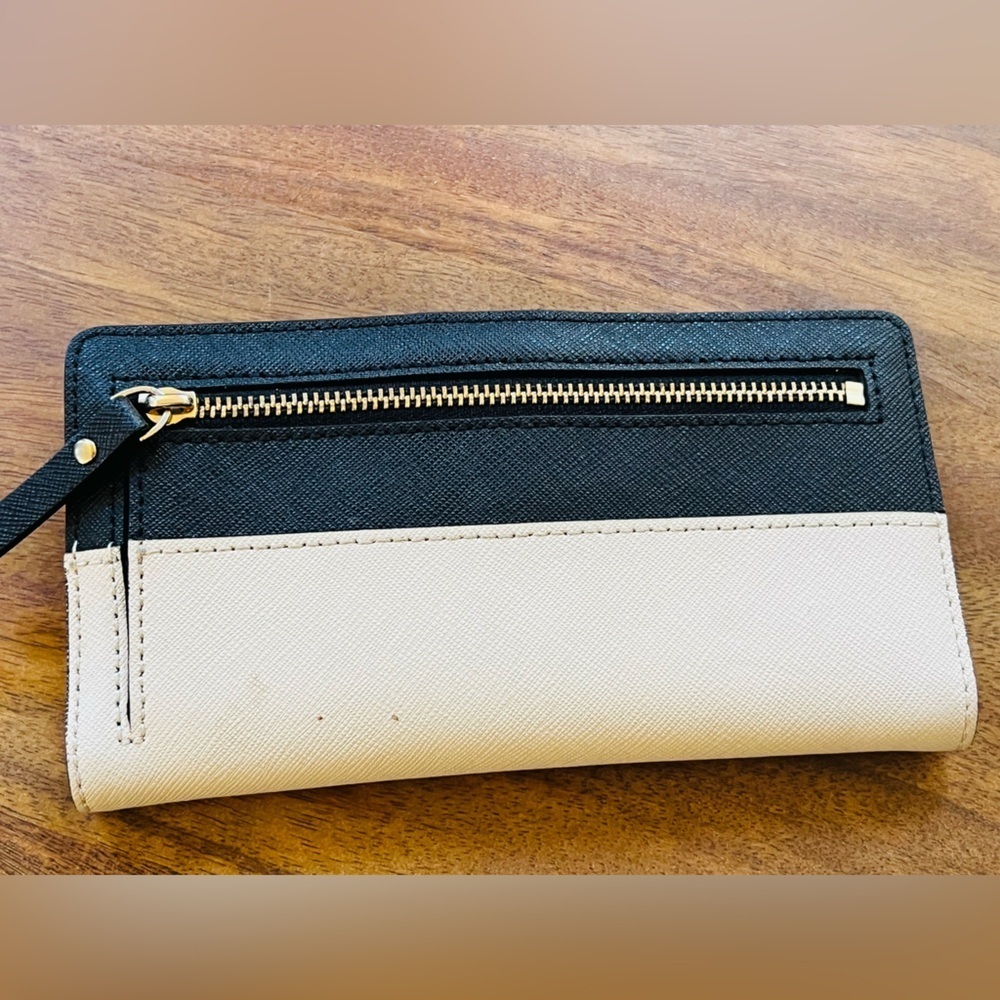 Kate Spade leather Black and Cream Wallet - Picture 3 of 4